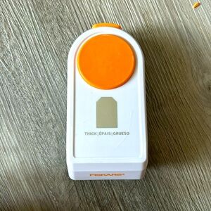 Fiskars thick tag punch